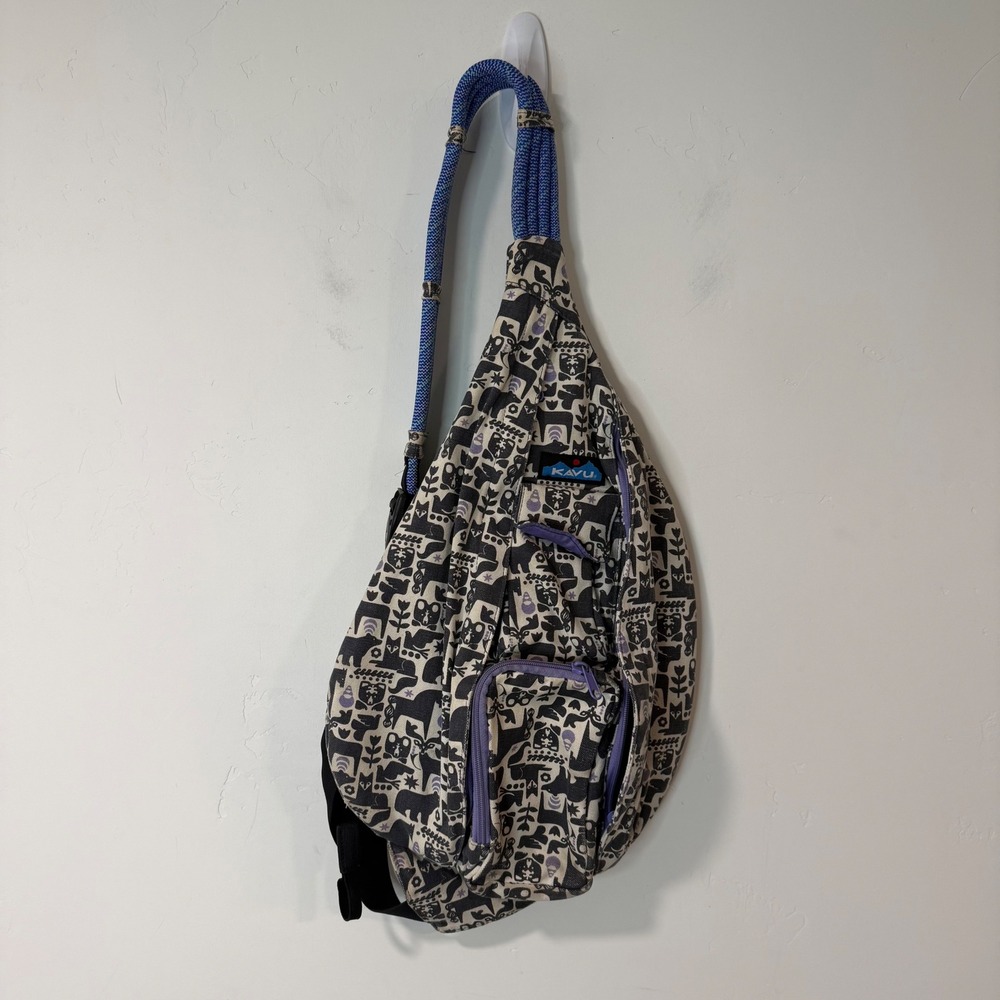 KAVU Womens Rope Bag with 2 zippers and two pockets out  and 1 inside